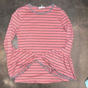 Womens Belle Sleeve Top